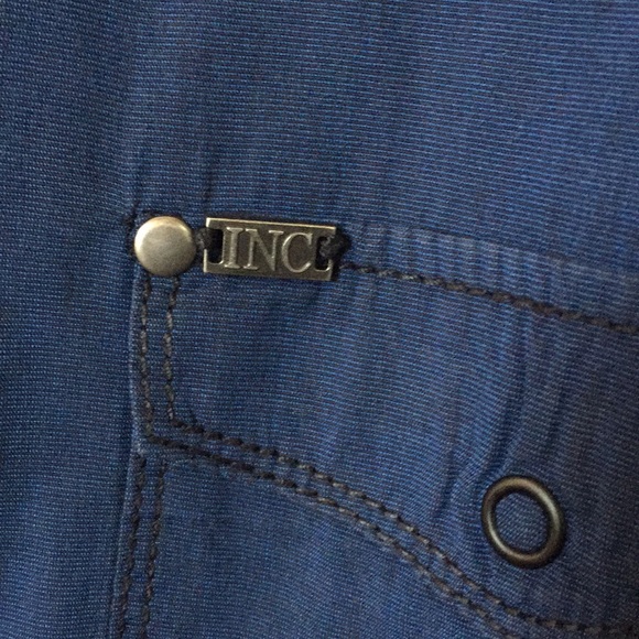 Short sleeve INC shirt. - Picture 3 of 7